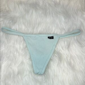 PINK Victoria’s Secret Ribbed V-String Thong Panty